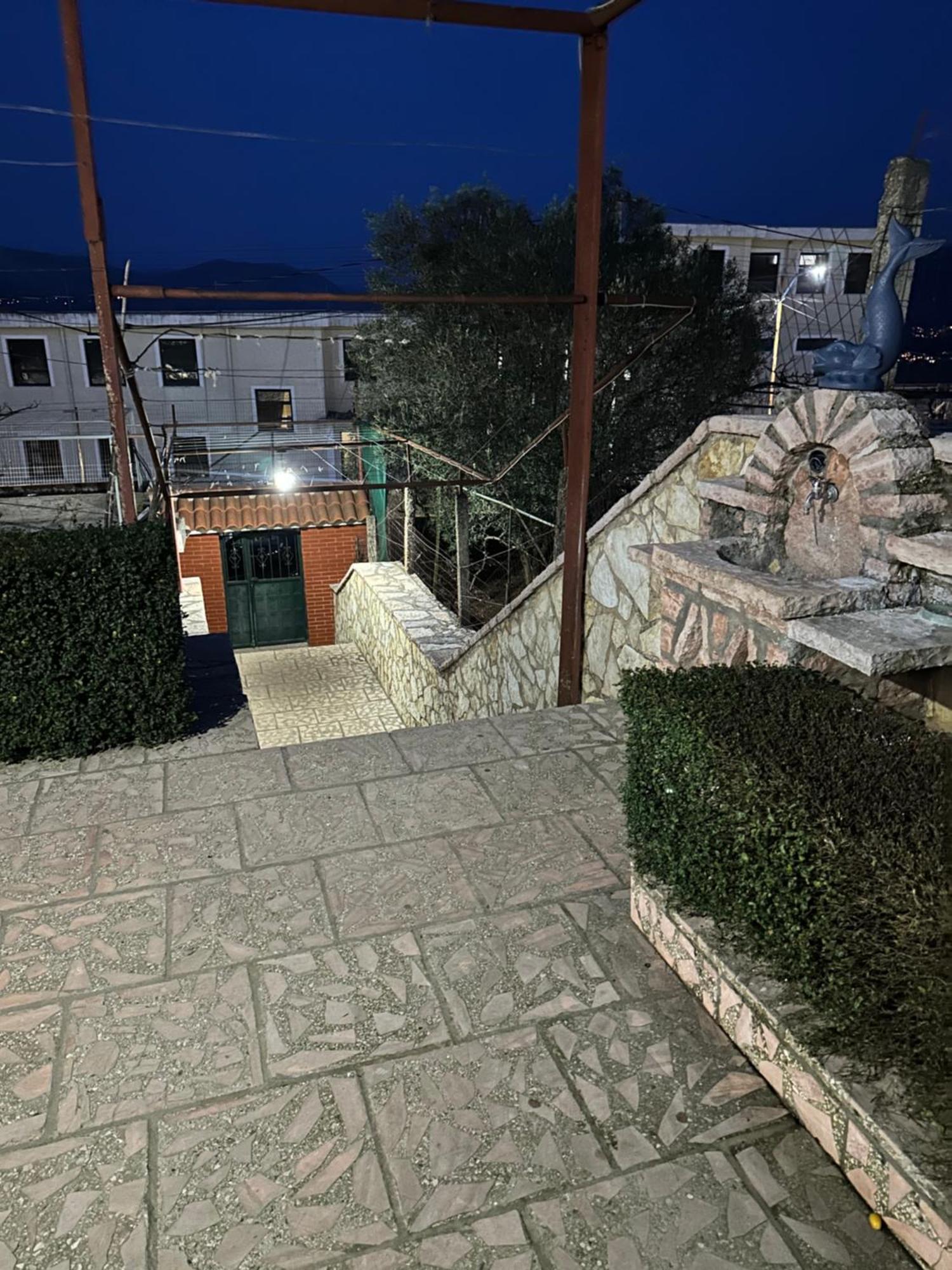 Villa Kevin'S Sarandë Eksteriør billede