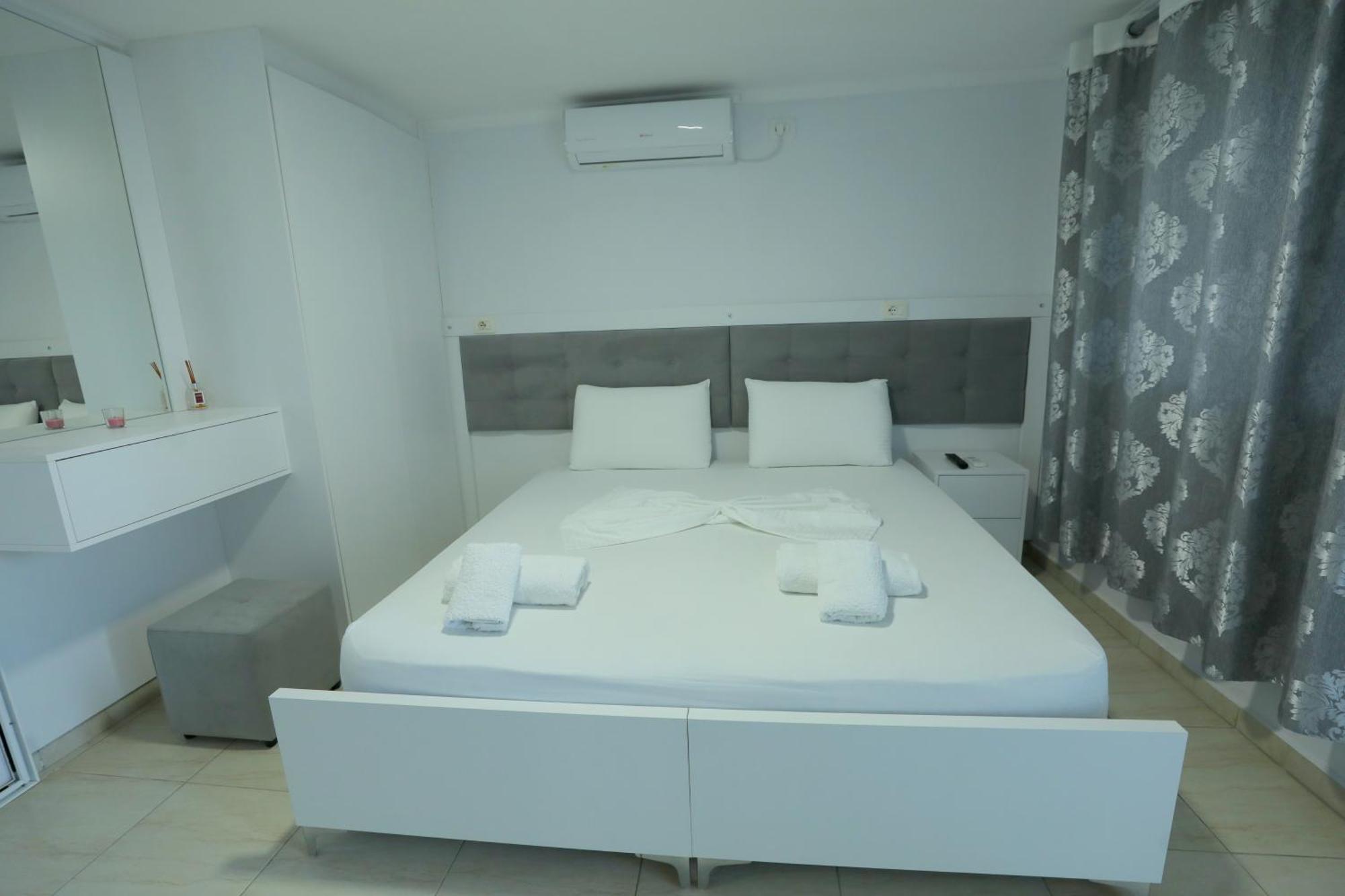 Villa Kevin'S Sarandë Eksteriør billede