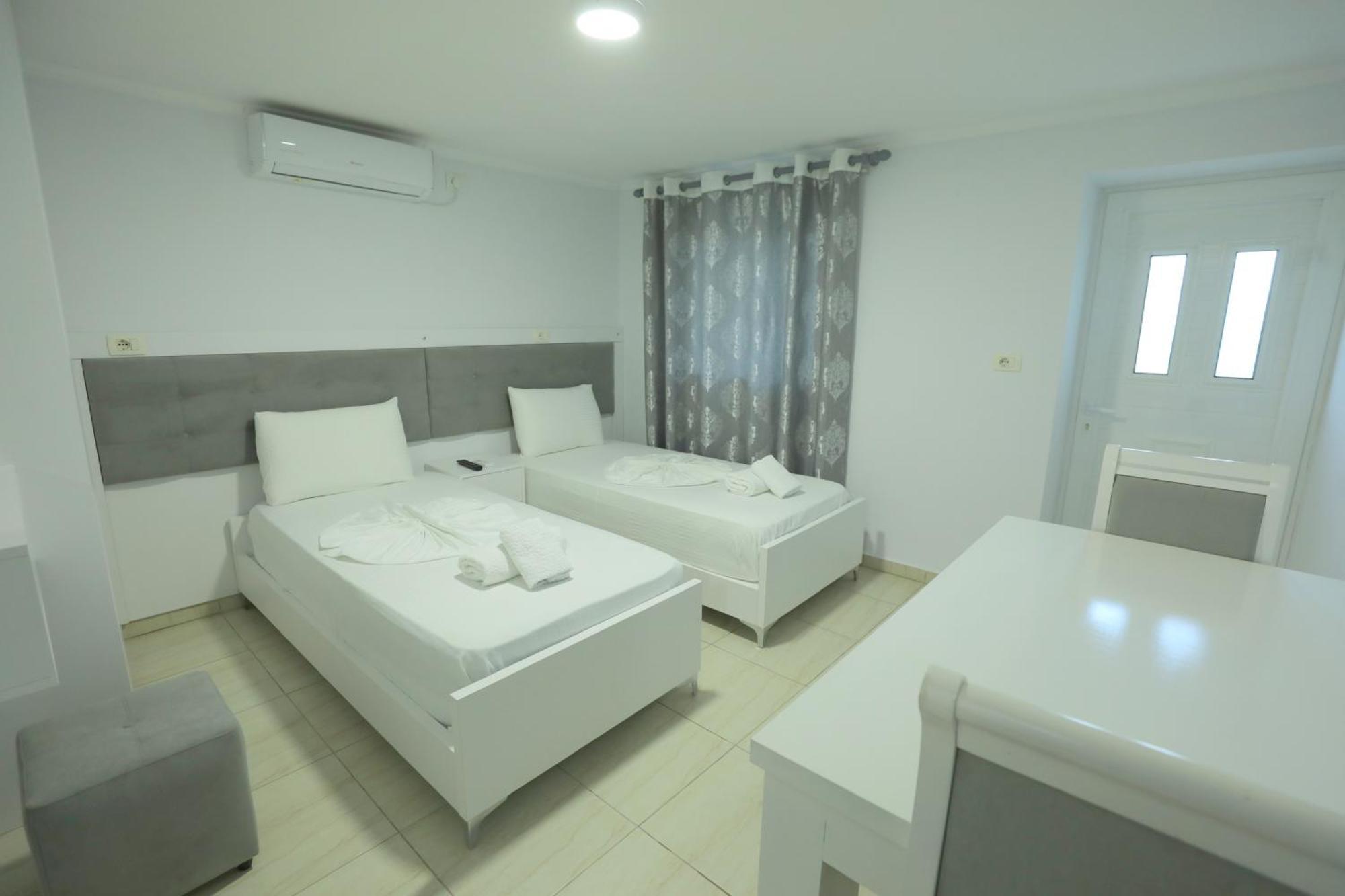 Villa Kevin'S Sarandë Eksteriør billede